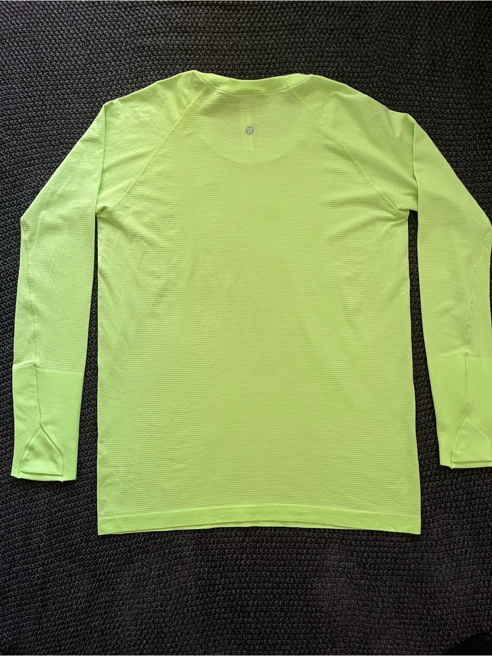 NWOT Lululemon Swiftly Tech LongSleeve Shirt Top Sweater Running Training - Picture 2 of 9